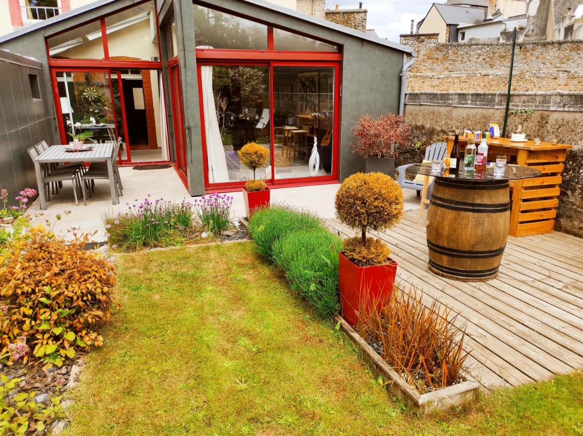 쎙브히육 Aux Trois Palmiers B&B 외부 사진